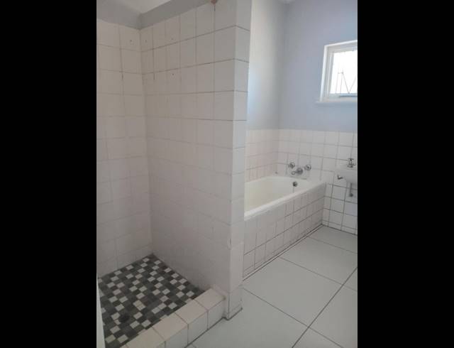 3 BEDROOM PROPERTY TO RENT IN ARBORETUM